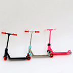Mini Metal Finger Scooter — Premium Alloy Toy
