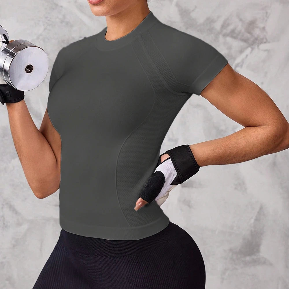Women's Short-Sleeve Sports Top – Breathable Quick-Dry Running & Yoga Tee