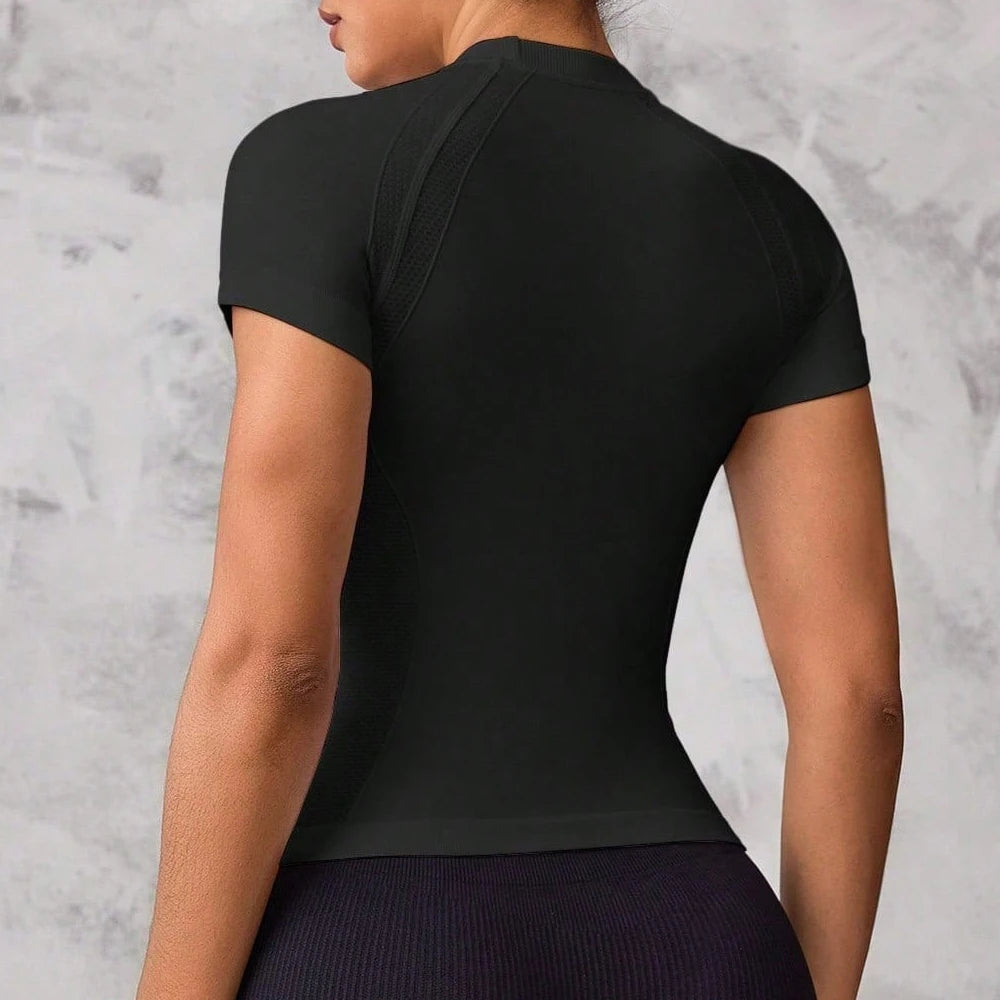 Women's Short-Sleeve Sports Top – Breathable Quick-Dry Running & Yoga Tee